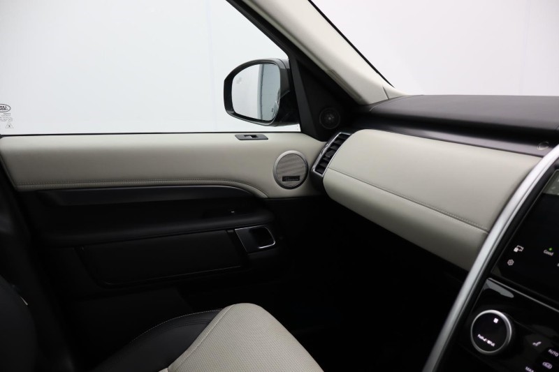 2025 (75) LAND ROVER DISCOVERY 3.0 D350 Metropolitan Edition 5dr Auto 5182800