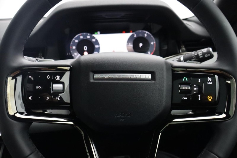 2025 (75) LAND ROVER RANGE ROVER EVOQUE 2.0 D200 Dynamic SE 5dr Auto 5211125