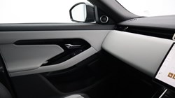 2025 (75) LAND ROVER RANGE ROVER EVOQUE 2.0 D200 Dynamic SE 5dr Auto 5211127