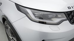 2023 (23) LAND ROVER DISCOVERY 3.0 D300 R-Dynamic HSE 5dr Auto 4662729