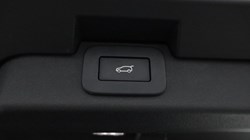 2023 (23) LAND ROVER DISCOVERY 3.0 D300 R-Dynamic HSE 5dr Auto 4662722