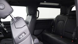 2021 (71) LAND ROVER DEFENDER 3.0 D250 SE 90 3dr Auto 4657311