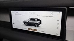 2021 (71) LAND ROVER DEFENDER 3.0 D250 SE 90 3dr Auto 4657330