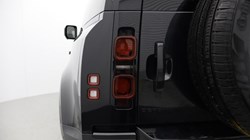 2021 (71) LAND ROVER DEFENDER 3.0 D250 SE 90 3dr Auto 4657300