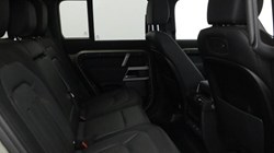 2021 (71) LAND ROVER DEFENDER 3.0 D300 X-Dynamic SE 110 5dr Auto 4657721