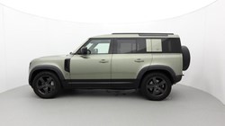 2021 (71) LAND ROVER DEFENDER 3.0 D300 X-Dynamic SE 110 5dr Auto 4657647