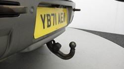 2021 (71) LAND ROVER DEFENDER 3.0 D300 X-Dynamic SE 110 5dr Auto 4657666