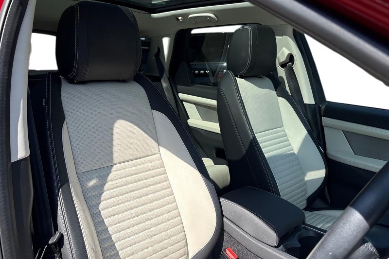 2023 (73) LAND ROVER DISCOVERY SPORT 1.5 P300e Urban Edition 5dr Auto [5 Seat] 5329071