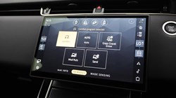 2025 (75) LAND ROVER RANGE ROVER EVOQUE 2.0 D200 Dynamic SE 5dr Auto 5565536