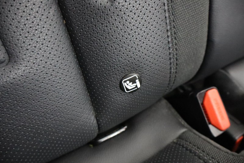 2021 (70) LAND ROVER DEFENDER 3.0 D250 First Edition 110 5dr Auto 4691109