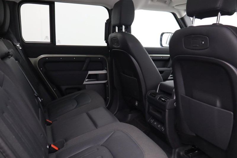 2021 (70) LAND ROVER DEFENDER 3.0 D250 First Edition 110 5dr Auto 4691106