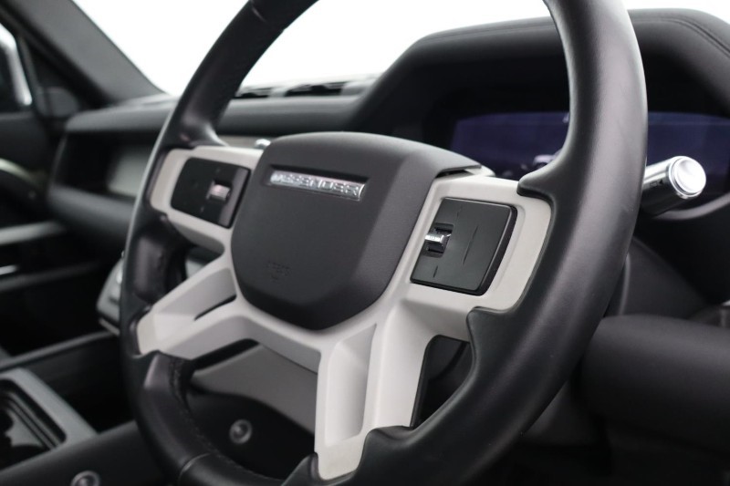 2021 (70) LAND ROVER DEFENDER 3.0 D250 First Edition 110 5dr Auto 4691078