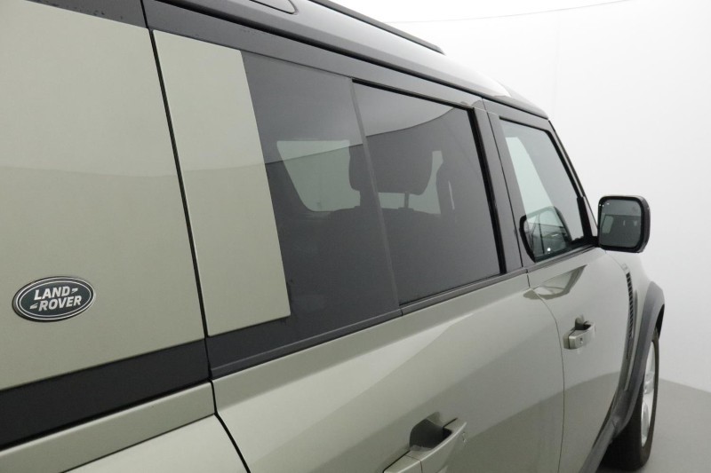 2021 (70) LAND ROVER DEFENDER 3.0 D250 First Edition 110 5dr Auto 4691143