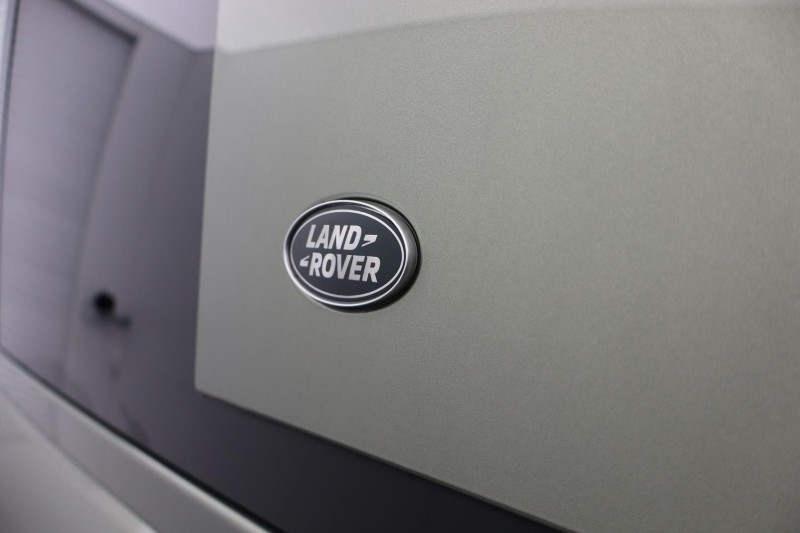 2021 (70) LAND ROVER DEFENDER 3.0 D250 First Edition 110 5dr Auto 4691072