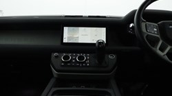 2021 (70) LAND ROVER DEFENDER 3.0 D250 First Edition 110 5dr Auto 4691160