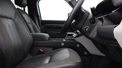 2021 (70) LAND ROVER DEFENDER 3.0 D250 First Edition 110 5dr Auto 4691075
