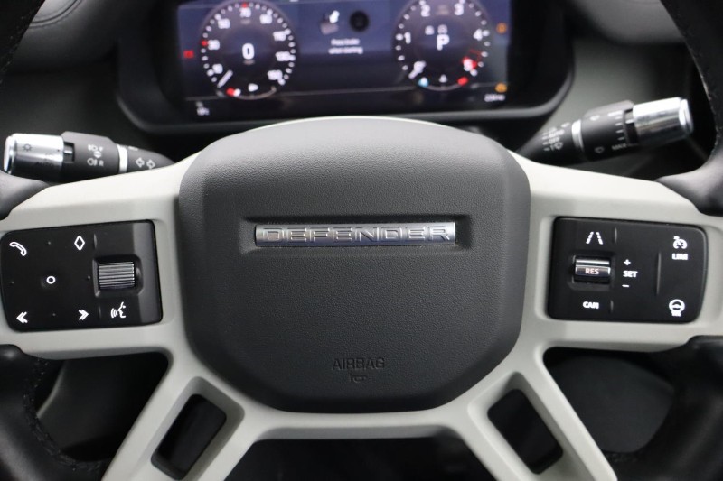 2021 (70) LAND ROVER DEFENDER 3.0 D250 First Edition 110 5dr Auto 4691081