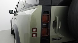 2021 (70) LAND ROVER DEFENDER 3.0 D250 First Edition 110 5dr Auto 4691134