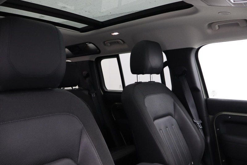 2021 (70) LAND ROVER DEFENDER 3.0 D250 First Edition 110 5dr Auto 4691114