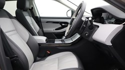 2024 (24) LAND ROVER RANGE ROVER EVOQUE 2.0 D200 Dynamic HSE 5dr Auto 4794933