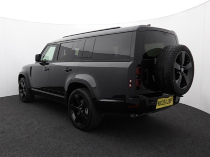 2025 (25) LAND ROVER DEFENDER 3.0 D350 X-Dynamic HSE 130 5dr Auto