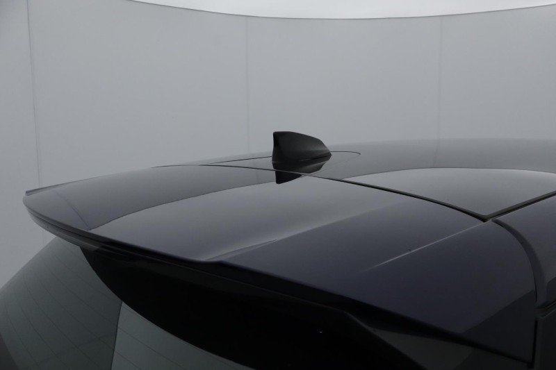 2023 (23) LAND ROVER RANGE ROVER EVOQUE 1.5 P300e R-Dynamic SE 5dr Auto 4715246