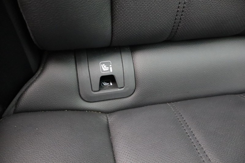 2023 (23) LAND ROVER RANGE ROVER EVOQUE 1.5 P300e R-Dynamic SE 5dr Auto 4715206