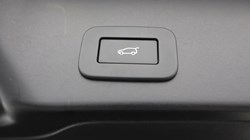 2023 (23) LAND ROVER RANGE ROVER EVOQUE 1.5 P300e R-Dynamic SE 5dr Auto 4715196