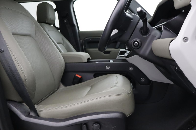 2022 (72) LAND ROVER DEFENDER 2.0 P400e XS Edition 110 5dr Auto 4682865