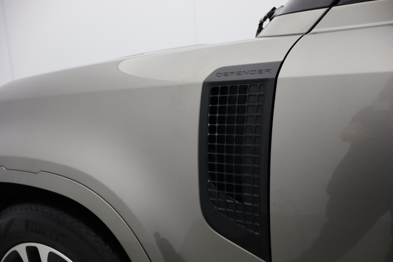 2022 (72) LAND ROVER DEFENDER 2.0 P400e XS Edition 110 5dr Auto 4682849