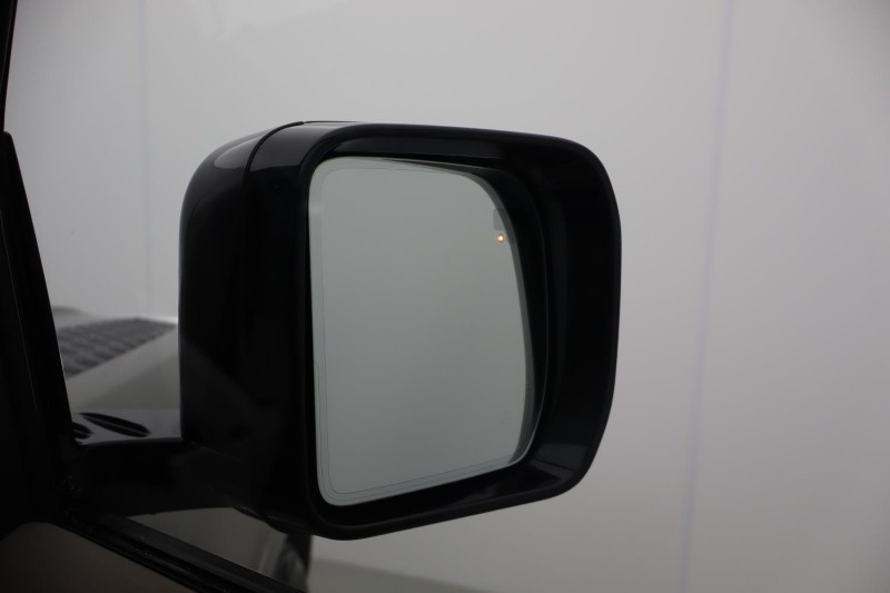 2022 (72) LAND ROVER DEFENDER 2.0 P400e XS Edition 110 5dr Auto 4682886