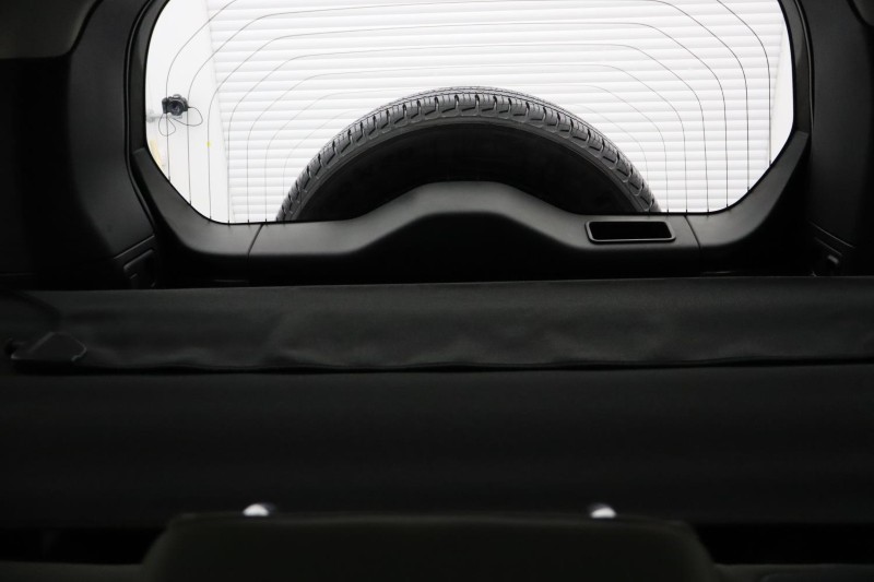 2022 (72) LAND ROVER DEFENDER 2.0 P400e XS Edition 110 5dr Auto 4682885