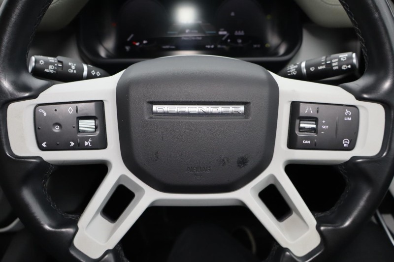 2022 (72) LAND ROVER DEFENDER 2.0 P400e XS Edition 110 5dr Auto 4682871