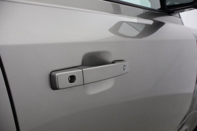 2022 (72) LAND ROVER DEFENDER 2.0 P400e XS Edition 110 5dr Auto 4682837