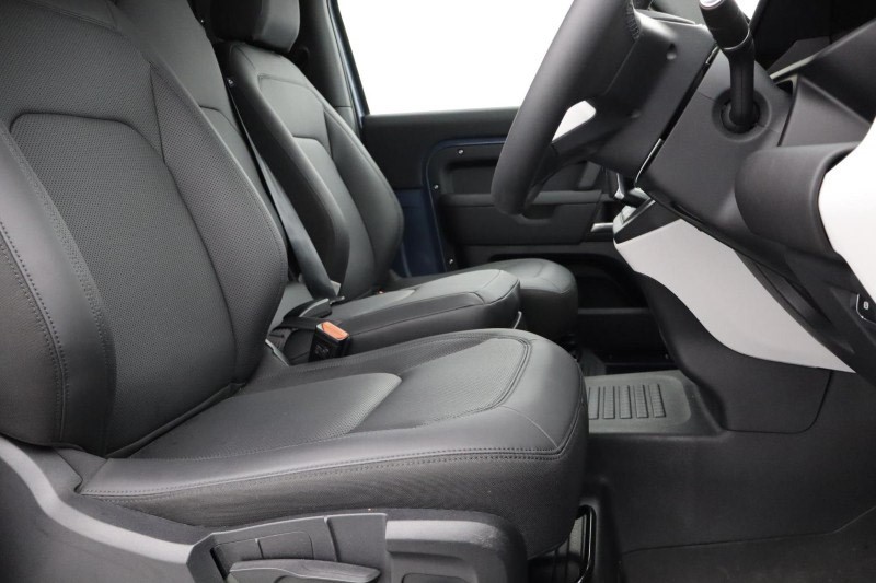 2025 (75) LAND ROVER COMMERCIAL DEFENDER 3.0 D250 Hard Top S Auto [3 Seat] 4709388