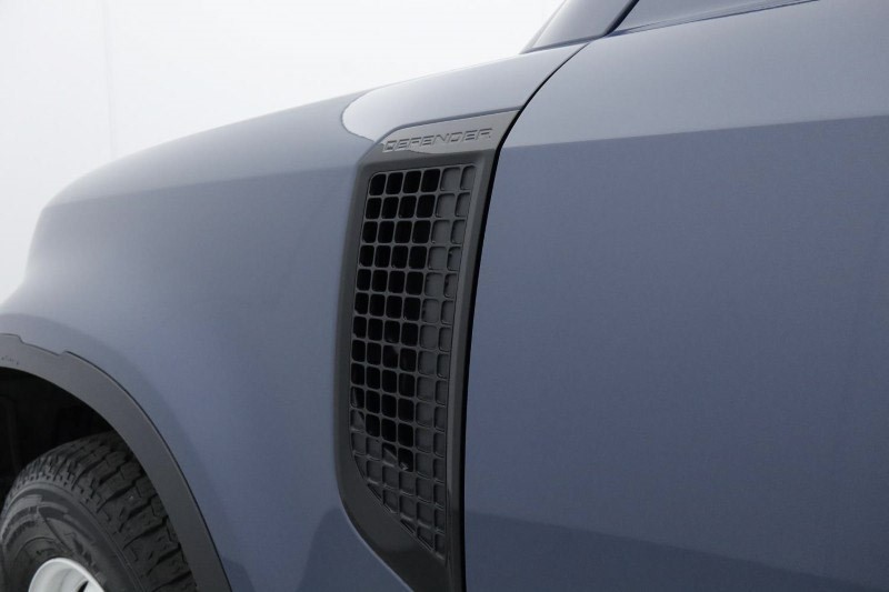 2025 (75) LAND ROVER COMMERCIAL DEFENDER 3.0 D250 Hard Top S Auto [3 Seat] 4709416