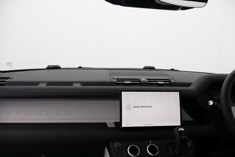 2025 (75) LAND ROVER COMMERCIAL DEFENDER 3.0 D250 Hard Top S Auto [3 Seat] 4709348