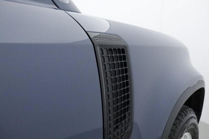 2025 (75) LAND ROVER COMMERCIAL DEFENDER 3.0 D250 Hard Top S Auto [3 Seat] 4709407