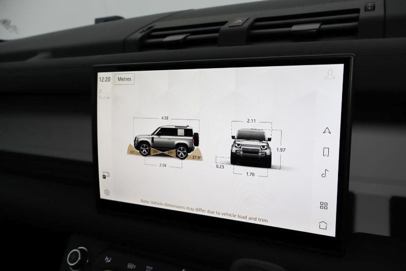 2025 (75) LAND ROVER COMMERCIAL DEFENDER 3.0 D250 Hard Top S Auto [3 Seat] 4709365