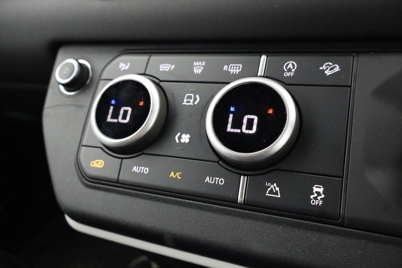 2025 (75) LAND ROVER COMMERCIAL DEFENDER 3.0 D250 Hard Top S Auto [3 Seat] 4709373