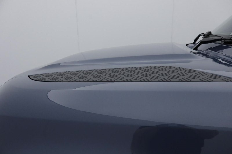 2025 (75) LAND ROVER COMMERCIAL DEFENDER 3.0 D250 Hard Top S Auto [3 Seat] 4709414