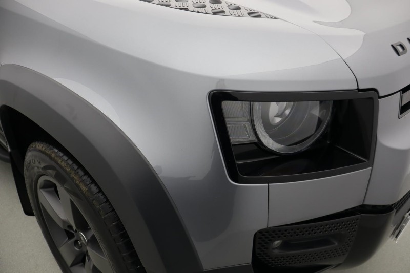 2023 (73) LAND ROVER DEFENDER 3.0 D250 X-Dynamic HSE 110 5dr Auto 4738663