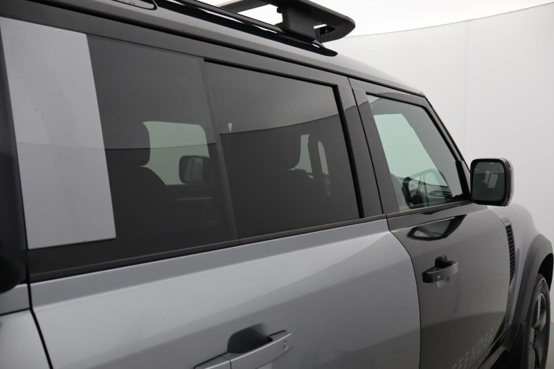 2023 (73) LAND ROVER DEFENDER 3.0 D250 X-Dynamic HSE 110 5dr Auto 4738654