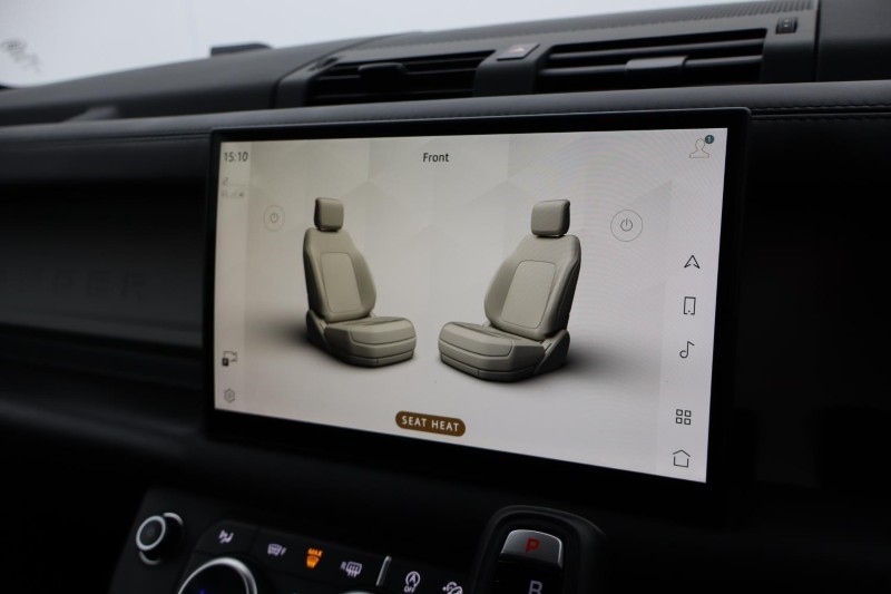 2023 (73) LAND ROVER DEFENDER 3.0 D250 X-Dynamic HSE 110 5dr Auto 4738716