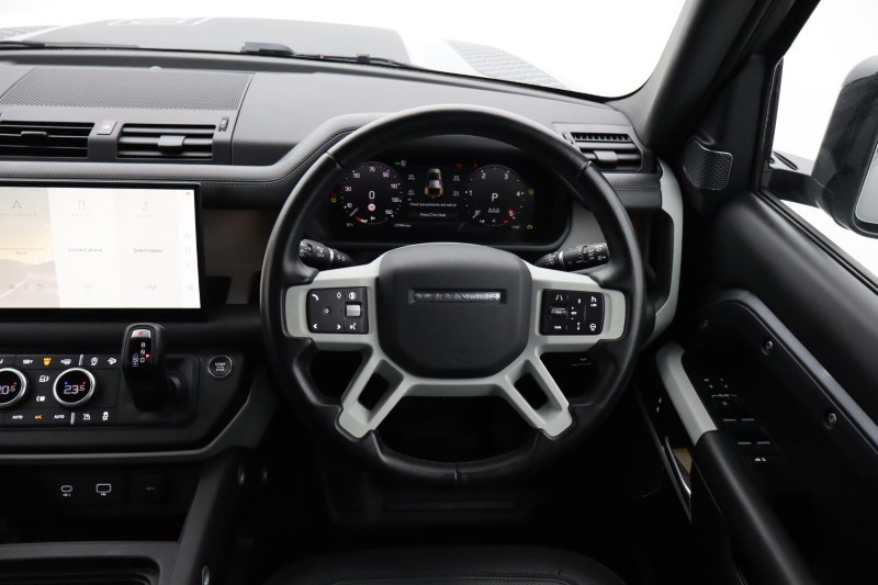 2023 (73) LAND ROVER DEFENDER 3.0 D250 X-Dynamic HSE 110 5dr Auto 4738689