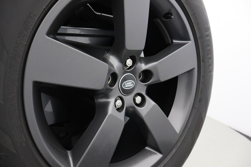 2023 (73) LAND ROVER DEFENDER 3.0 D250 X-Dynamic HSE 110 5dr Auto 4738641