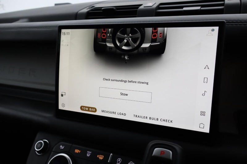 2023 (73) LAND ROVER DEFENDER 3.0 D250 X-Dynamic HSE 110 5dr Auto 4738719