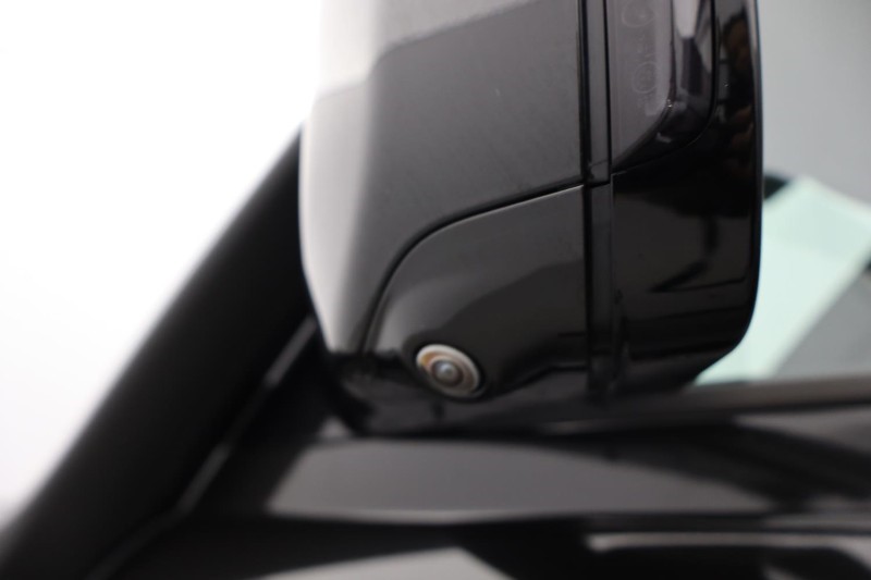 2023 (73) LAND ROVER DEFENDER 3.0 D250 X-Dynamic HSE 110 5dr Auto 4738671