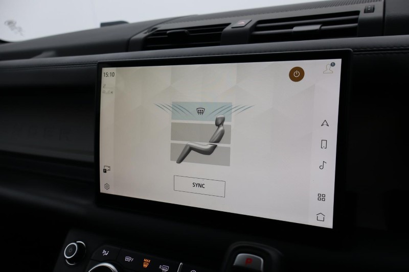 2023 (73) LAND ROVER DEFENDER 3.0 D250 X-Dynamic HSE 110 5dr Auto 4738715