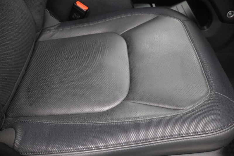 2023 (73) LAND ROVER DEFENDER 3.0 D250 X-Dynamic HSE 110 5dr Auto 4738703